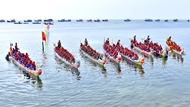 新年初春李山岛举行赛舟节