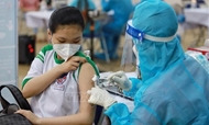 河内市开展第四针新冠疫苗接种工作