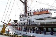 黎贵惇286号帆船离开芽庄，启程对马来西亚进行访问
