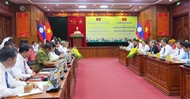 越南广平省与老挝占巴塞省高级代表团举行会谈