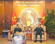 越南人民军总政治局春节走访越南人民军总参谋部