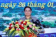 越南政府总理范明政出席芽庄-西贡铁路线路升级改造项目出征仪式