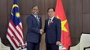 越南外交部长裴青山分别与柬埔寨、菲律宾和马来西亚三国外长举行双边会晤