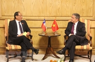 越南与智利加强两国友好合作关系