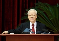 越共十三届八中全会：对许多重大问题进行审议并做出决定