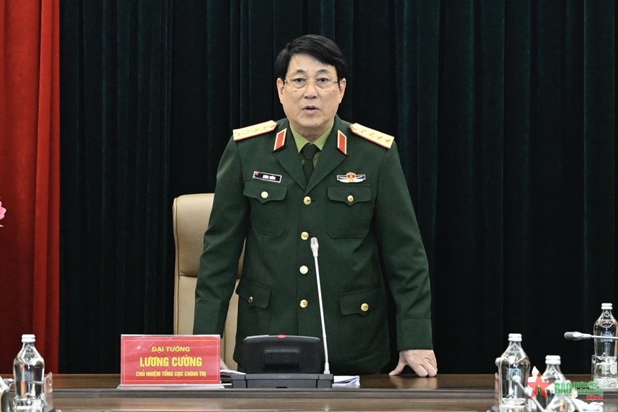 梁强大将主持2023年11月份越南人民军总政治局交办会议