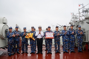 20号舰参加在印度举行的“米兰-2024”演习和对马来西亚进行友好访问