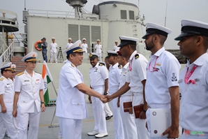 20号舰抵达印度 准备参加“米兰-2024” 多国联合海军演习