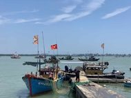 广南省促使海上服务发展与打击非法捕捞齐头并进