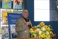 国家统一49年：龙·卡弗教授与越南“为和平而斗争”行程