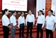 越南国会主席陈青敏在后江省开展接待选民活动