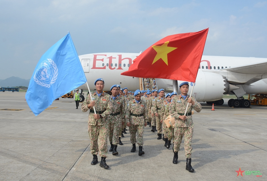 	越南二号工兵队圆满完成维和任务 安全回国