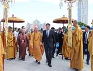 越南国家主席梁强出席2025年联合国卫塞节开幕式