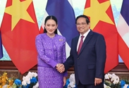 越南与泰国发表关于将双边关系提升至全面战略伙伴的联合声明
