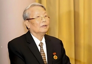 越南原国家主席陈德良逝世