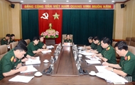 郑文决上将主持召开越南人民军总政治局主任委员会的会议