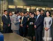 越南国家主席梁强和夫人参观埃及贾迈勒·阿卜杜勒·纳赛尔博物馆