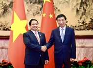 越南政府总理范明政会见中国全国政协主席王沪宁
