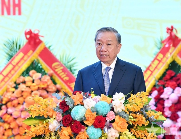 苏林访问芬兰：加深两国良好传统友谊
