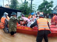 部队民兵全力应对中部地区强降雨洪涝灾害