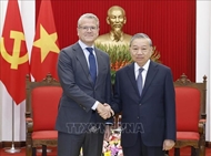 越共中央总书记苏林会见丹麦A.P.穆勒-马士基集团首席执行官柯文胜