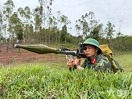 在初冬微寒中进行练兵