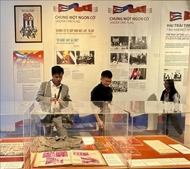 “始终如一” 展览深化越古友谊