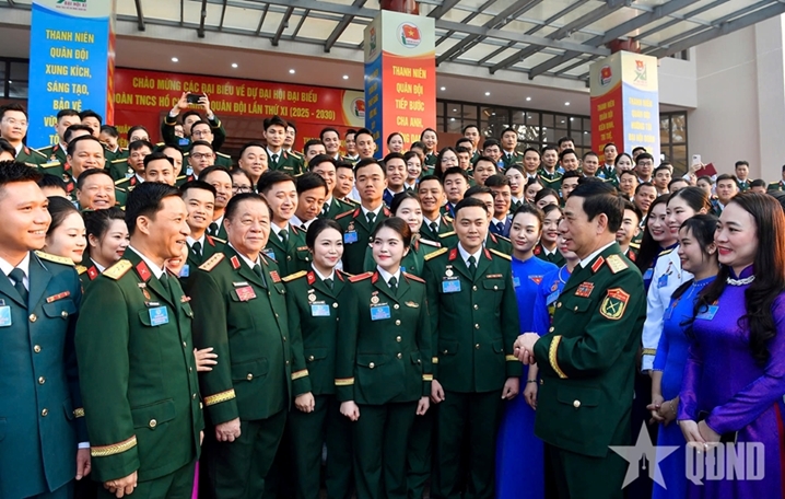 军内胡志明共青团第十一次代表大会取得圆满成功