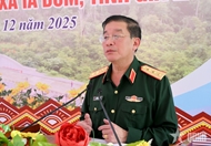 张天苏上将出席嘉莱省亚容乡文化活动中心动工兴建仪式