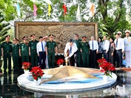 西贡—嘉定别动烈士纪念碑正式落成