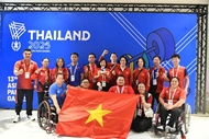 第十三届东盟残疾人运动会：越南残疾人体育代表团一日斩获6金 破3项赛会记录