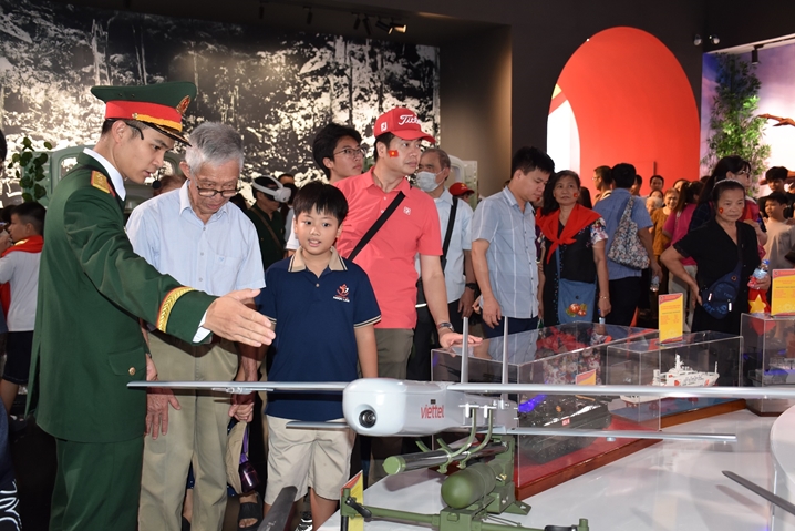 军队为国家革新事业做出卓越贡献