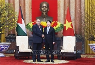 越南国家主席梁强会见约旦众议院议长马赞·图尔基·卡迪