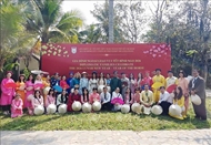 以丙午马年春节系列活动搭起国际友谊桥梁