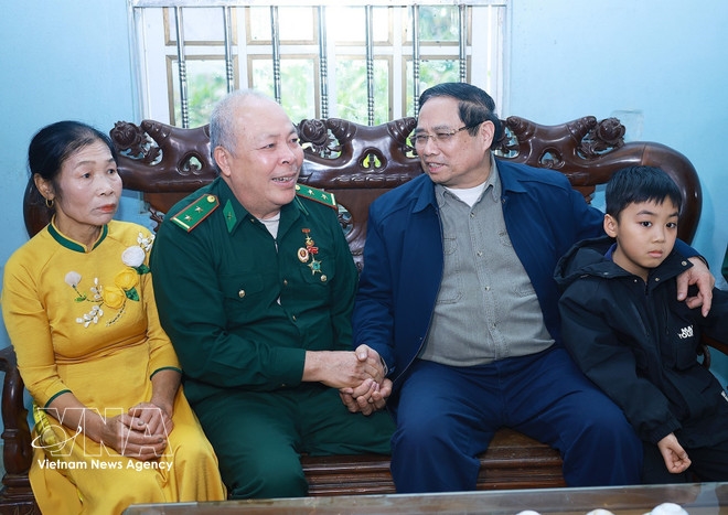 越南政府总理：倾力排忧解难确保在喜迎新春之际一个群众都不掉队