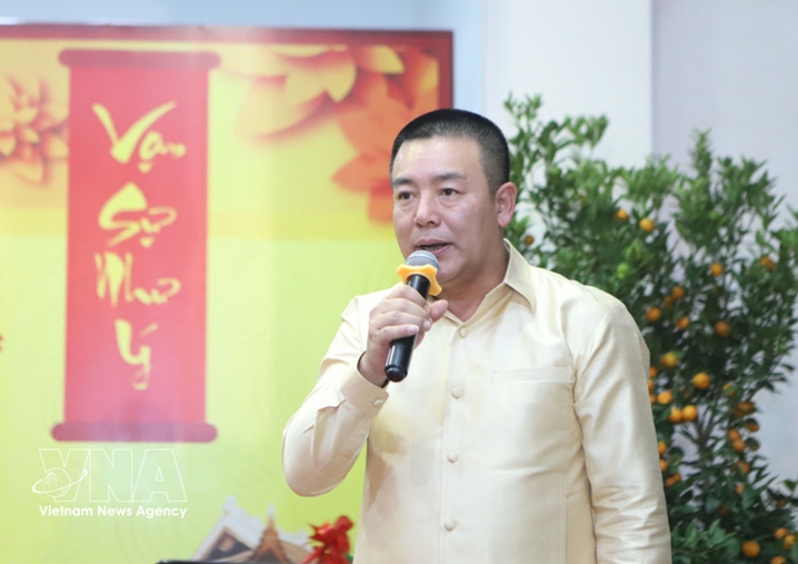 越老特殊关系不可分离