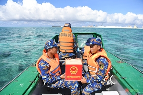 海上选票 向祖国传递信念