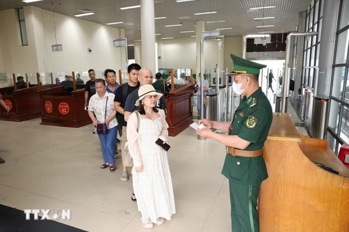 推动AI在越中跨境旅游合作中的应用