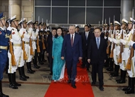 越共中央总书记、国家主席苏林及夫人离开北京赴南宁市参访