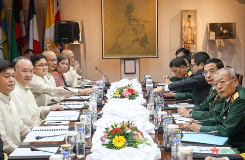 View - 	ນໍາການຮ່ວມມືດ້ານປ້ອງກັນຊາດ ຫວຽດນາມ-ຟີລິບປິນ ໃຫ້ນັບມື້ນັບພັດທະນາແທດຈິງ ແລະມີປະສິດທິຜົນກວ່າ