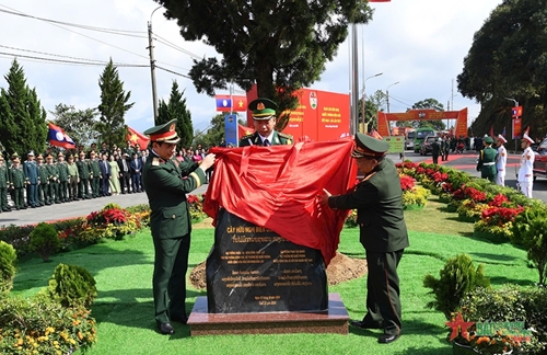 View - 	ງານພົບປະແລກປ່ຽນມິດຕະພາບປ້ອງກັນຊາດເຂດຊາຍແດນ ຫວຽດນາມ - ລາວ ຄັ້ງທີ 2 ໄດ້ດໍາເນີນຢ່າງເປັນທາງການ