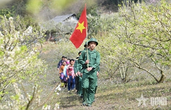 ຮູບພາບທີ່ສວຍງາມໃນວັນບຸນເຂົ້າເປັນທະຫານພັນທະ