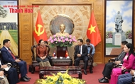 ເລຂາພັກແຂວງແທງຮວ໊າ ຫງວຽນຢວານແອງ ຕ້ອນຮັບເອກອັກຄະລັດຖະທູດວິສາມັນຜູ້ມີອຳນາດເຕັມແຫ່ງ ສປປ ລາວ