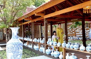 ຮ່ວມສໍາພັນ, ຫັນປ່ຽນ, ຍົກສູງທີ່ຕັ້ງຂອງການທ່ອງທ່ຽວຫວຽດນາມ