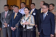 ສ​ານ​ລັດ​ຖະ​ທຳ​ມະ​​ນູນ ໄທ ປົດຕຳ​ແໜ່ງນາ​ຍົກ​ລັດ​ຖະ​ມົນ​ຕີ ສຳ​ລັບ​ທ່ານ​ນາງ ແພ​ທອງ​ທານ ຊິນ​ນະ​ວັດ
