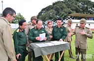 ຄະນະປະຕິບັດງານໜັງສືພິມກອງທັບປະຊາຊົນ ຢ້ຽມຢາມກອງພົນລົດຕັງ 1011 (ກູບາ)