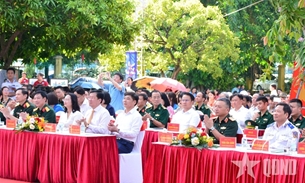 ຫຼາຍການເຄື່ອນໄຫວໃນວັນບຸນ “ສາຍຈິດມິດໃຈຊາຍແດນ, ທະເລ, ໝູ່ເກາະ” ປີ 2025