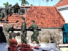 ກອງທັບສຸມໃສ່ແກ້ໄຂຜົນຮ້າຍຢ້ອນຫຼັງຈາກໄພທໍາມະຊາດຢູ່ພາກກາງ ໂດຍໄວ