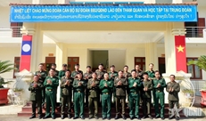 ກອງພົນ 316 ພົບປະກັບຄະນະພະນັກງານຂອງກອງພົນທະຫານຮາບທີ 2 ກອງທັບປະຊາຊົນລາວ