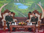 ທ່ານພົນໂທ ຫງວຽນເຈື່ອງຖັ໊ງ ເຂົ້າຢ້ຽມຂໍ່ານັບລັດຖະມົນຕີກະຊວງປ້ອງກັນປະເທດລາວ